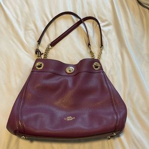 AUTHENTIC COACH WOMENS HANDBAG TURNLOCK EDIE IN OXBLOOD W/ GOLD HARDWEAR #CA764